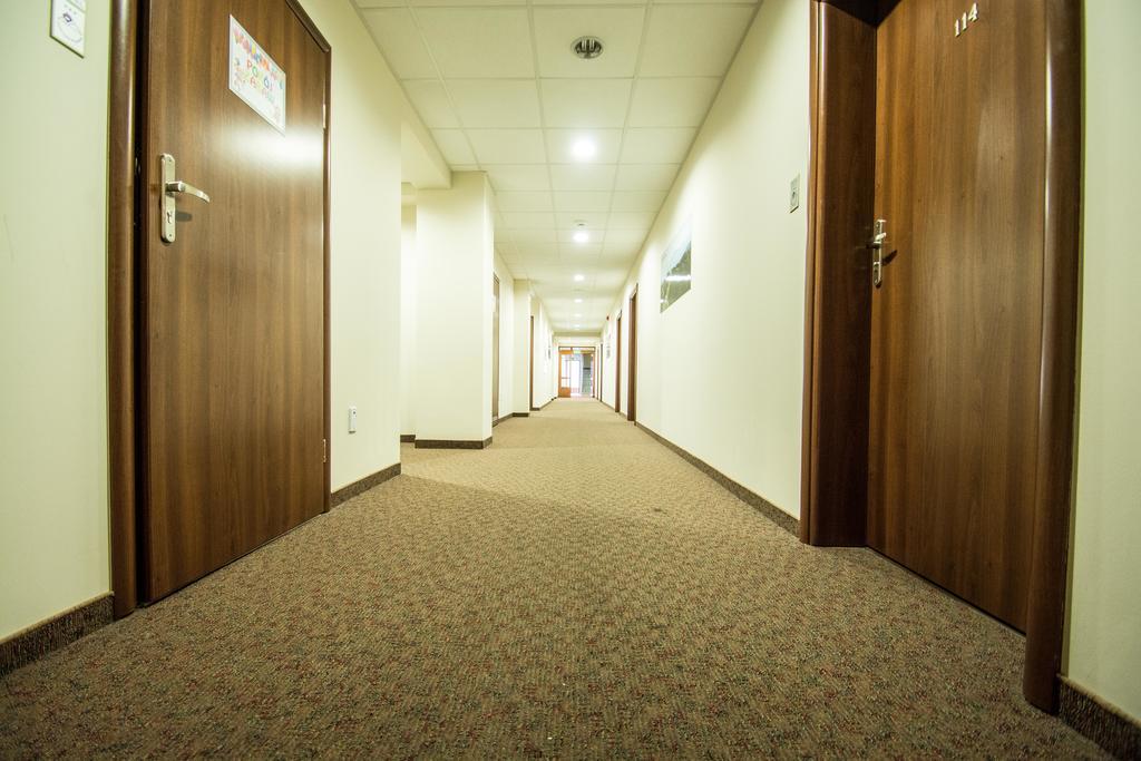 Hotel Jaworzyna Krynicka Крыница-Здруй Экстерьер фото